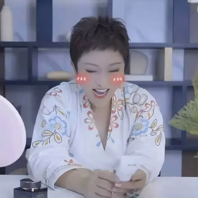 向太直播帶貨賣低價品惹爭議，10年老粉怒取關，贏了人氣輸了口碑
