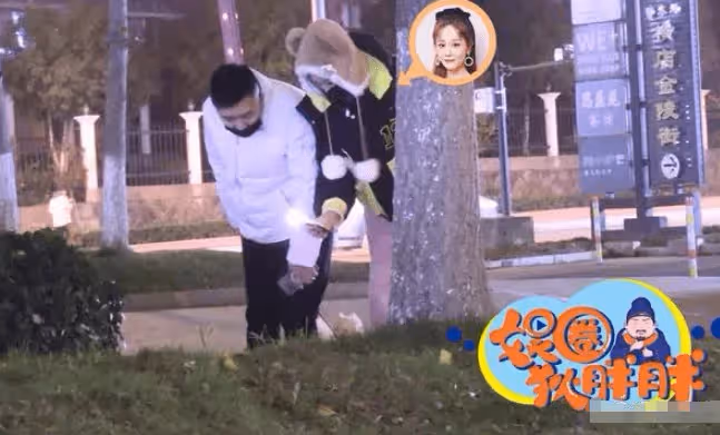 甜！海陸深夜與男友十指緊扣街頭遛狗，男方親密摟腰疑已同居試婚