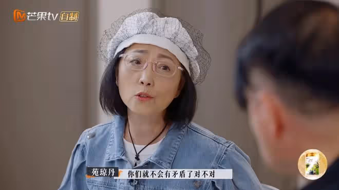苑瓊丹自曝用鬧鐘砸老公，兩人簽分居協議，卻因為母親過世而和好