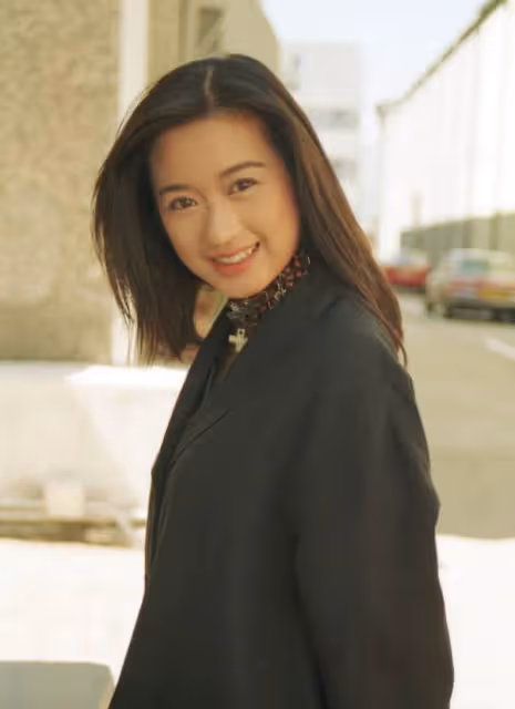 與藍潔瑛同為「 大時代五美 」近照曝光，身材發福不敢認，曾被稱為：靈氣少女顏，婚後演戲還需老公批準，網：歲月不饒人