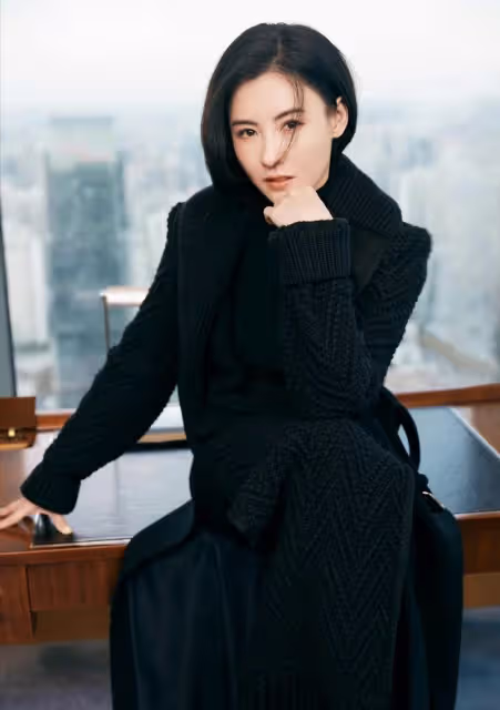 花錢如流水的4位女星：有錢也養不起，她們的高消費你想都想不到