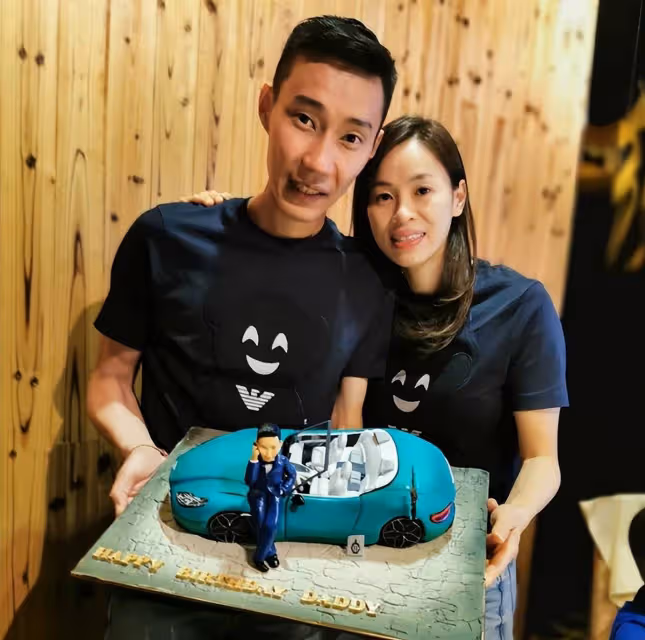 40歲李宗偉官宣三胎得子，陪妻子進產房超暖，臉頰凹陷瘦成皮包骨