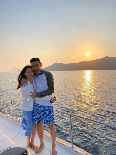 40歲李宗偉官宣三胎得子，陪妻子進產房超暖，臉頰凹陷瘦成皮包骨