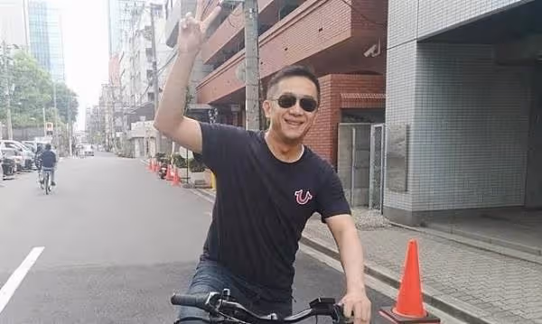 低調行善,陳昭榮20年前救助沒錢葬孫阿嬤一幫數十年,繼承父命5年捐6000棺:捐蹭財一定要花光