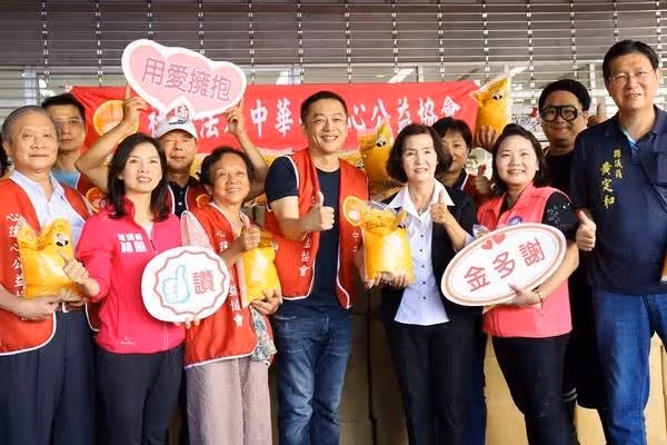低調行善,陳昭榮20年前救助沒錢葬孫阿嬤一幫數十年,繼承父命5年捐6000棺:捐蹭財一定要花光