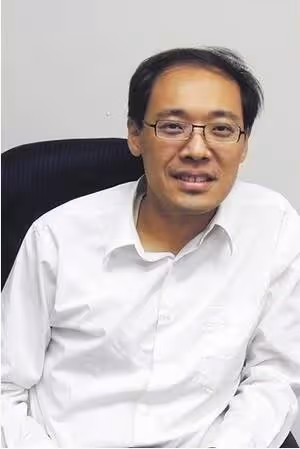 丈夫為救愛女去世！45歲主播楊偉中妻「4年後突曬照」洩思念之情 「高中時代就結緣」嘆遺憾：沒辦法白頭偕老