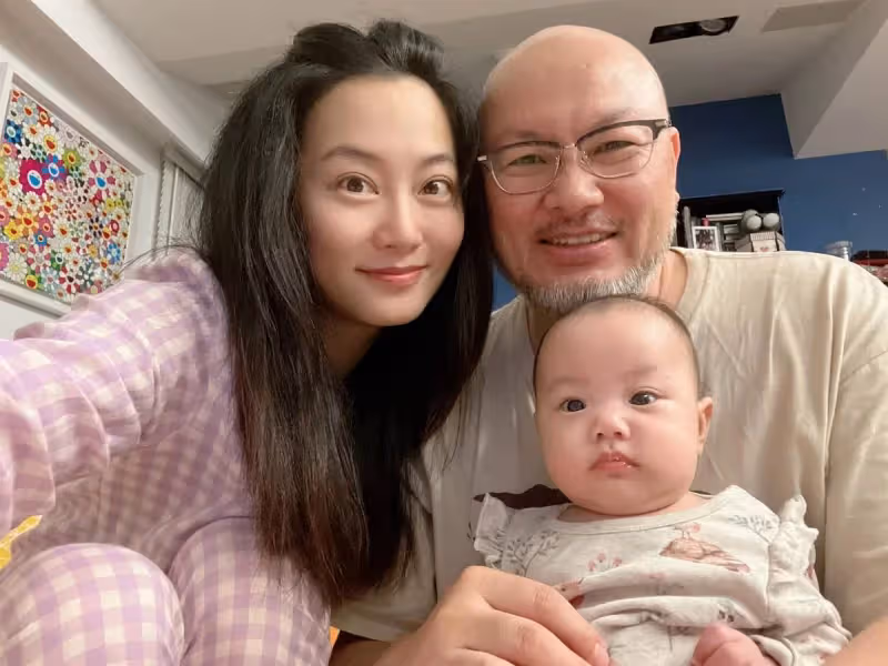 43歲趙小僑愛女,才離開加護病房「深夜突爆新狀況」 她淚崩求助網友:臉都變冰了,我該怎麼辦