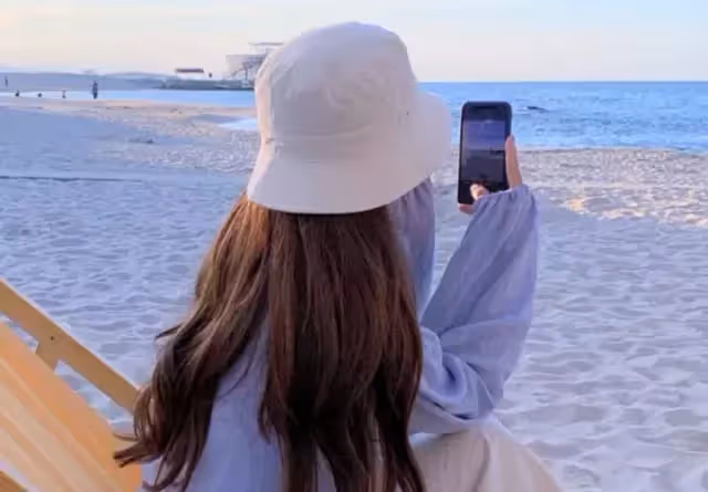 我媽疏忽導致我兒子意外身亡,如今她患癌,我想救她,妻子不出錢