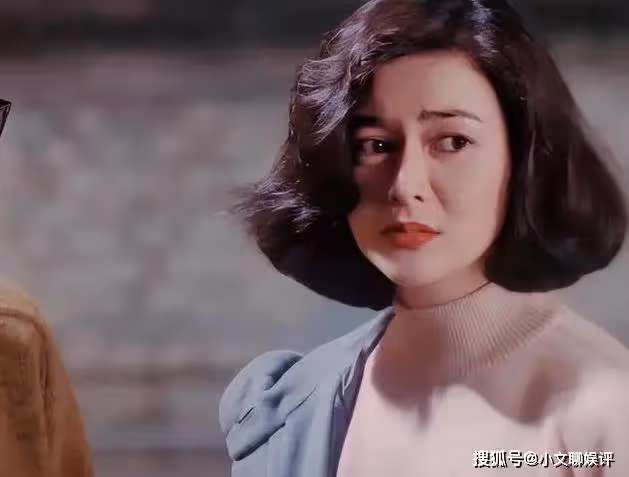 她被稱為香港第一美女,最耀眼時連王祖賢、梅艷芳都只能淪為陪襯