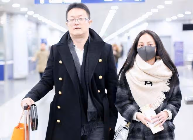 24小時7個瓜!曝出軌男與小三復合、選妃、隱婚生子…太多壞消息