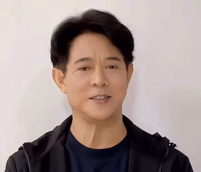李連杰健康狀況惹人擔憂!近照臉部浮腫頸部粗大,遭質疑甲亢復發