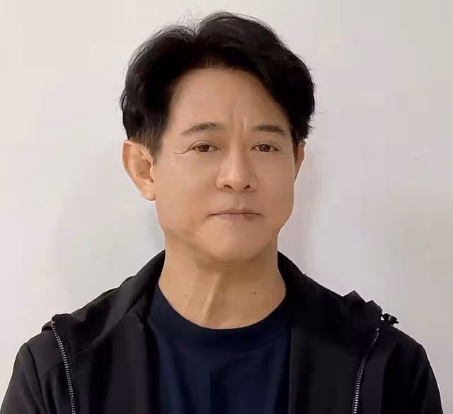 李連杰健康狀況惹人擔憂!近照臉部浮腫頸部粗大,遭質疑甲亢復發