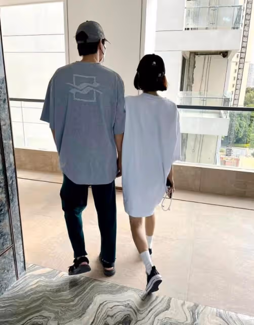 秦嵐方稱沒法回應與魏大勛戀情，建議媒體別打電話，被解讀為默認