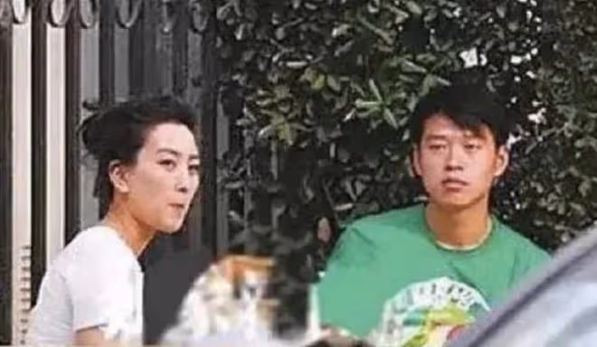 秦嵐方稱沒法回應與魏大勛戀情，建議媒體別打電話，被解讀為默認
