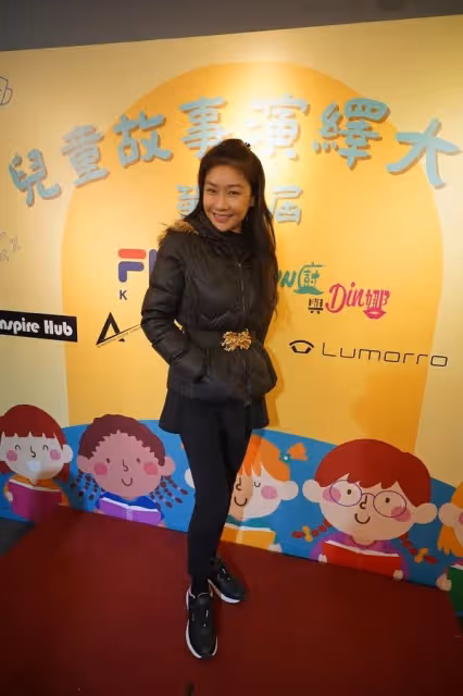 一代性感女神曾遭家暴,對患先天疾病養子不離不棄,被贊人間天使