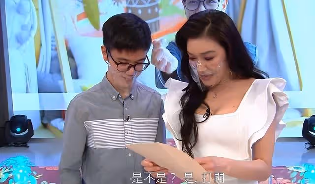 一代性感女神曾遭家暴,對患先天疾病養子不離不棄,被贊人間天使