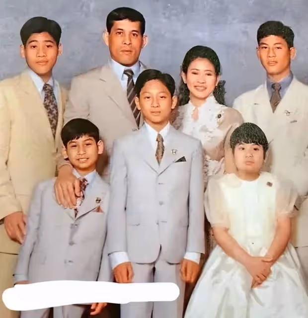 出家當尼姑的泰國王妃西拉米,誕下王室唯一男繼承人,卻毀於貪心