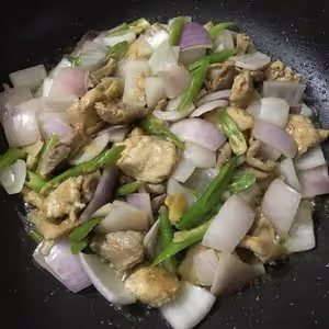 洋蔥蚝油雞片