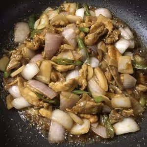 洋蔥蚝油雞片