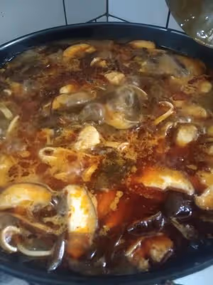 紅油雞丁燴麵