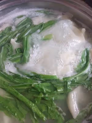 紅油雞丁燴麵