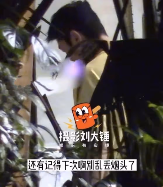 霍思燕一家三口齊現身,嗯哼身高快趕上媽媽,杜江隨地亂扔菸頭