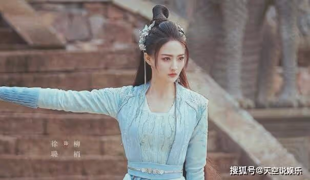 《月歌行》柳梢是什麼身份?柳梢是上神澤水仙子嗎?洛歌和陸離是一個人嗎