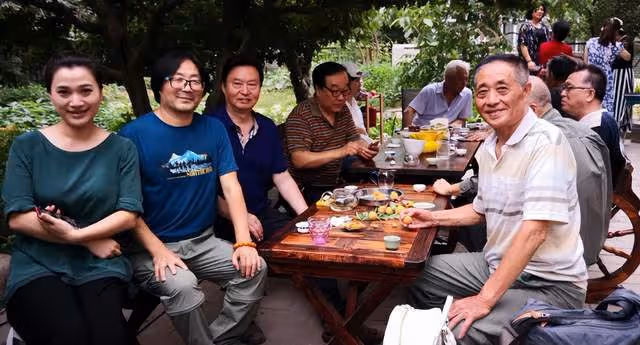 再傳噩耗!54歲名導王景光因疾病突逝,愛人曬其最後畫面悲痛道別