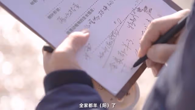 李亞鵬新冠已康復，小女兒發燒2天恢復活力，小名曝光叫「夏夏」