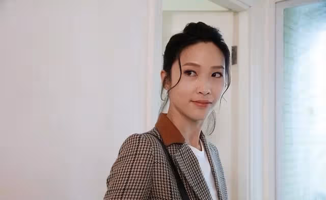 TVB實力女星因角色被誤會難相處!21歲已做繼母,新劇曾重拍