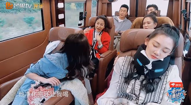 苗苗自曝是男孩性格,錄節目卻自卑不合群,拒絕跟其他妻子逛市場