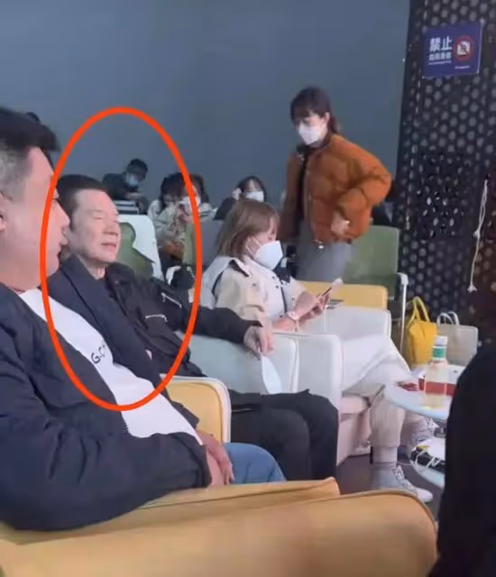 向太直播向華強全程陪伴，鮮有人知他還有個被稱為珠寶女王的女兒
