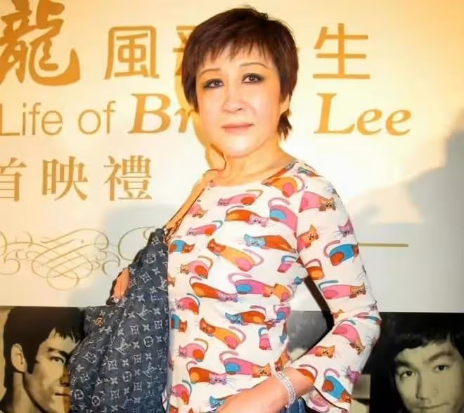 向太直播向華強全程陪伴，鮮有人知他還有個被稱為珠寶女王的女兒