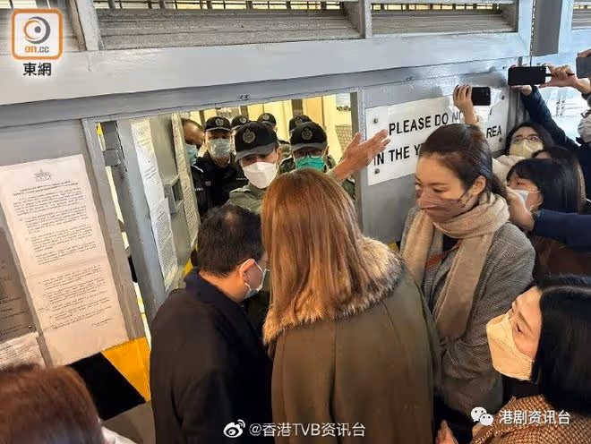 TVB力捧小生上訴遭駁回即時監禁！女友神情落寞離開法院