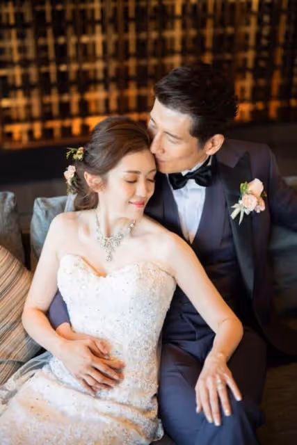 覓得真愛!52歲TVB不老男神慶結婚兩周年,太太曾有一段三年婚姻