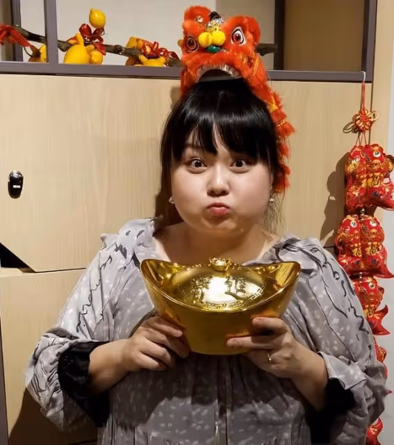 憔悴!TVB前搞笑女星曬生病近況,曝三天沒洗頭沒洗澡連狗都嫌臭