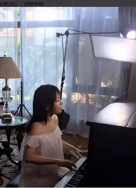 逆境重生!她是「玉女掌門人」紅極一時 今51歲「落魄到工地賣唱」網友:不可憐「豪宅頂樓有花園」