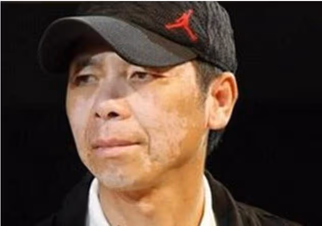 馮小剛病情加重，收入過億為何久病不治？徐帆說出真相