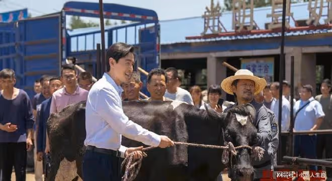 正午陽光再出爆劇，央視播出，收視率逼近2.0，全員演技「炸裂」