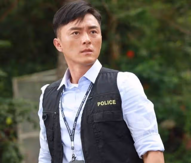TVB男星楊明醉駕被判入獄，當庭押上囚車運往監獄