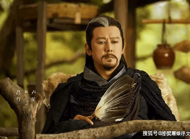 《月歌行》盧笙和月光上神是什麼關係?利用柳梢復活月光上神