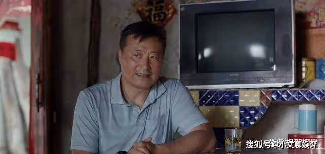 《縣委大院》看了寶根身上牢牢壓的三座大山,才懂他患肺癌絕非偶然