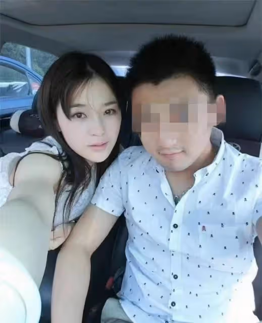 紅毯假摔,拍擦邊照,自稱迪冪孟扎,這麼作全因被富二代騙婚?