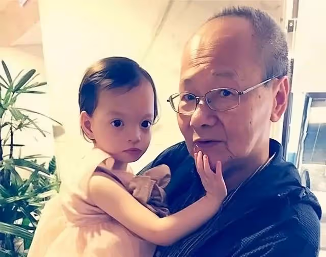 突傳死訊!香港知名女星父親因病離世,12歲女兒患基因病不會說話