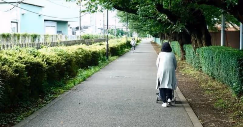 兒媳找小姑子討帳被婆婆制止，兒媳逼婆婆打工掙錢：60歲沒人要了