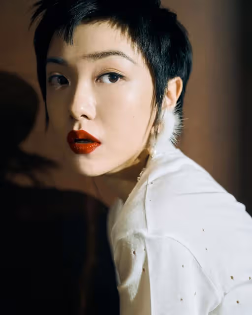 曾獲最佳女演員！36歲女星「暴瘦成皮包骨」粉絲嚇壞　一轉身「近照肋骨根根炸出」網憂：拜託多吃點