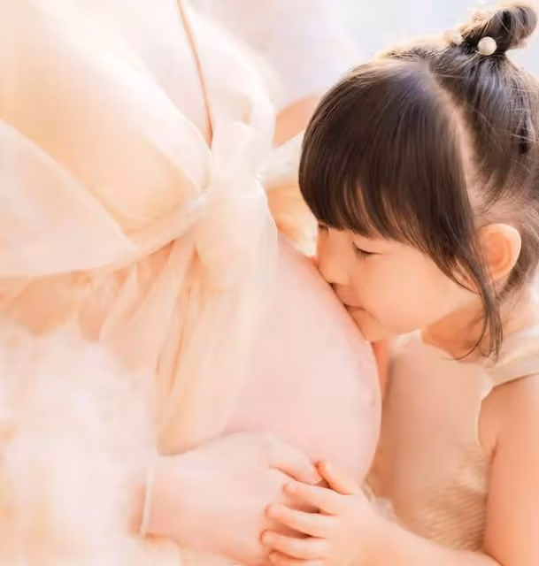 恭喜！TVB前知名女星宣布二胎產子，離巢轉型做網紅收入可觀