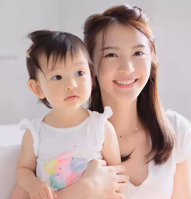 恭喜！TVB前知名女星宣布二胎產子，離巢轉型做網紅收入可觀