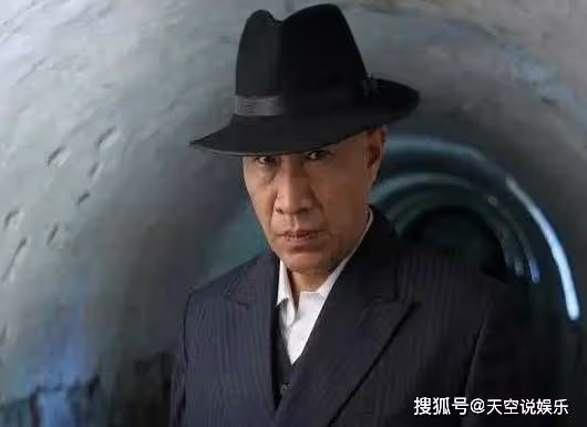 孫紅雷的貴人石兆琪，警察出身，一個眼神嚇退小混混