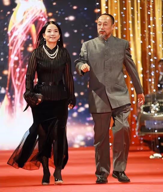 呂麗萍又作妖了！公開吐槽楊麗萍跳舞像祭鬼，讓孫海英無趣到睡著